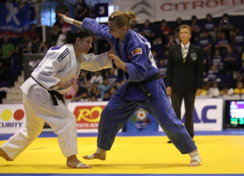 Two Romanian gold medals in Bucharest at Women's World Cup