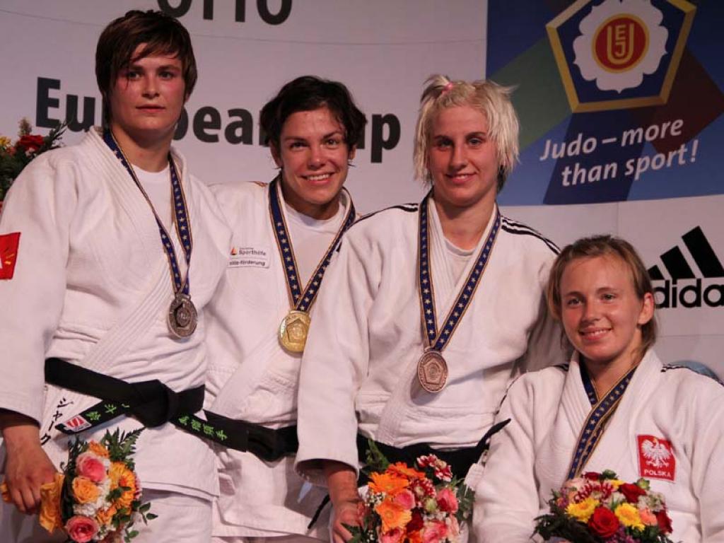 Germany celebrates six gold medals in Hamburg