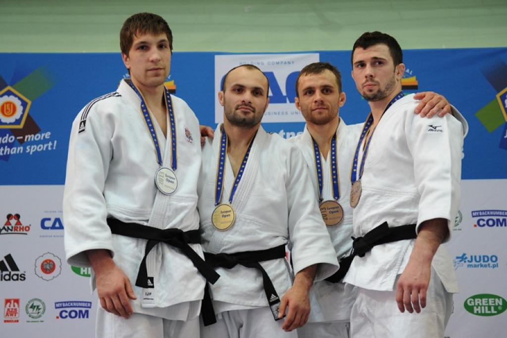 Tsiklauri grabs the gold with attractive judo