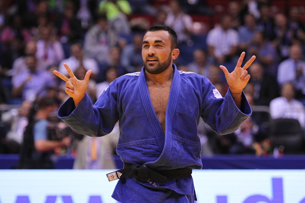 ILIADIS ON TOP OF THE WORLD AGAIN