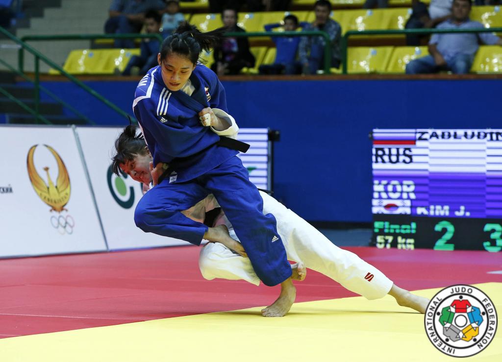 SEVEN MEDALS FOR EUROPE ON OPENING DAY OF TASHKENT GRAND PRIX
