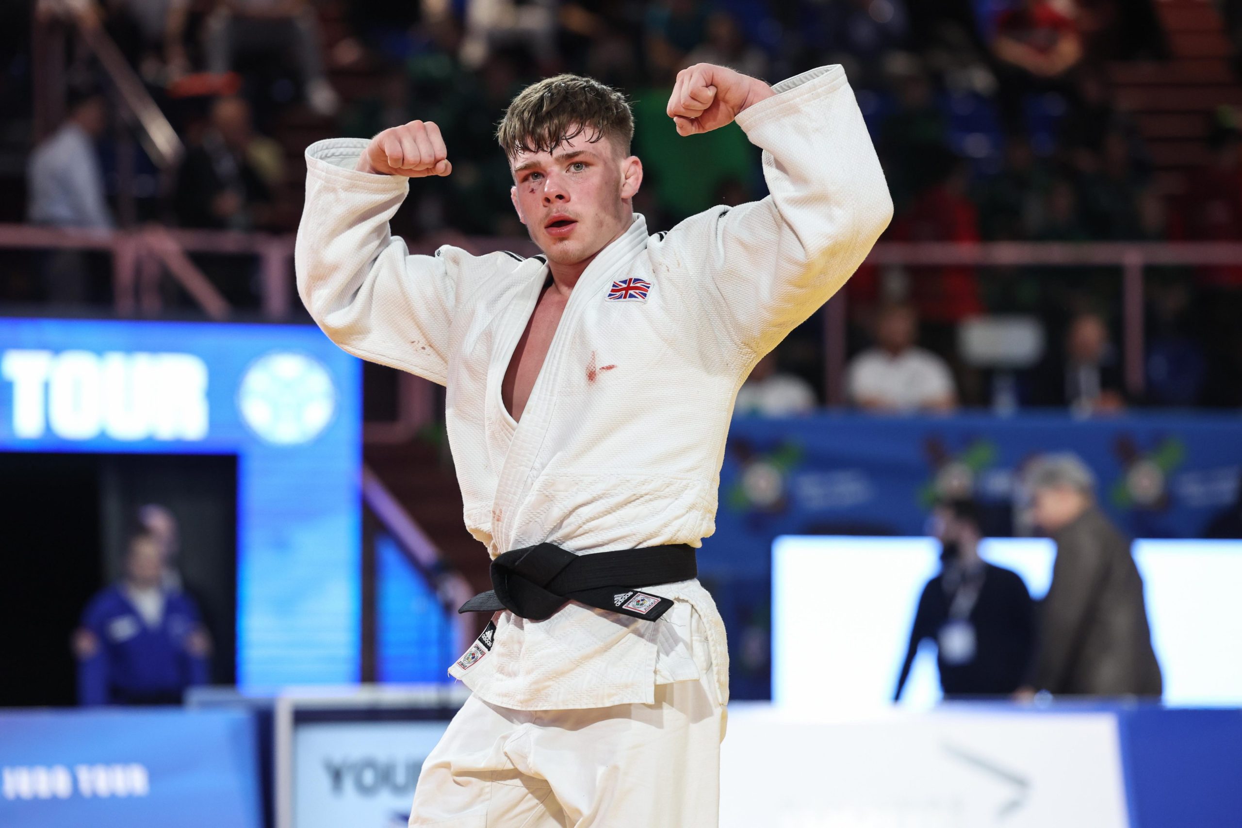 YOUNG SECURES GOLD IN GLADIATOR TERRITORY