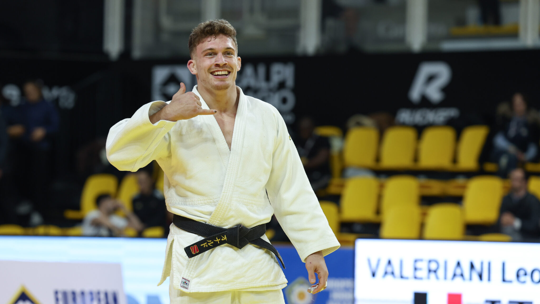 Italy Lights Up Day One of the European Open