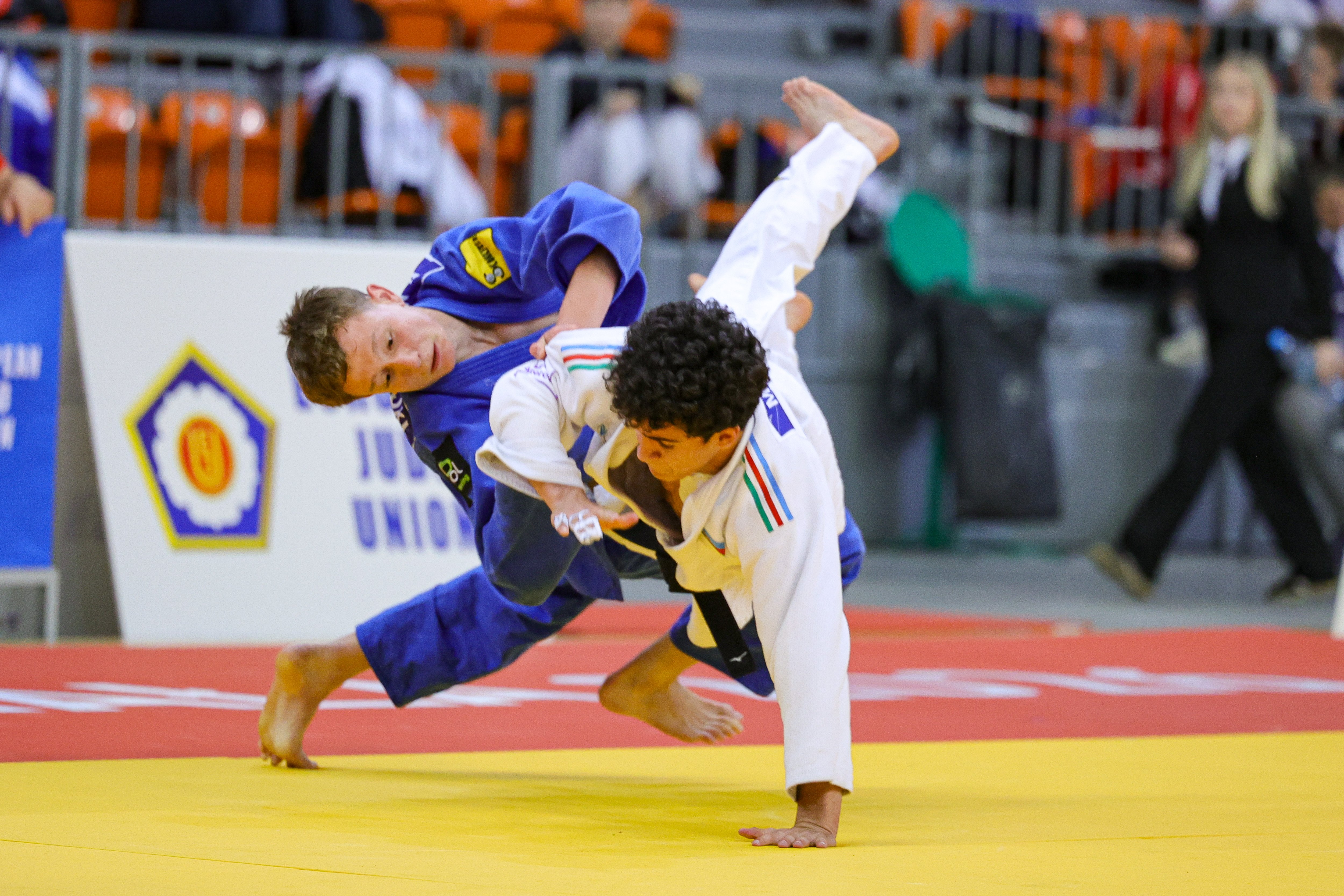 Azerbaijan Takes Early Lead at Cadet European Cup